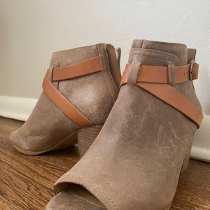 Lucky brand open toe booties 8